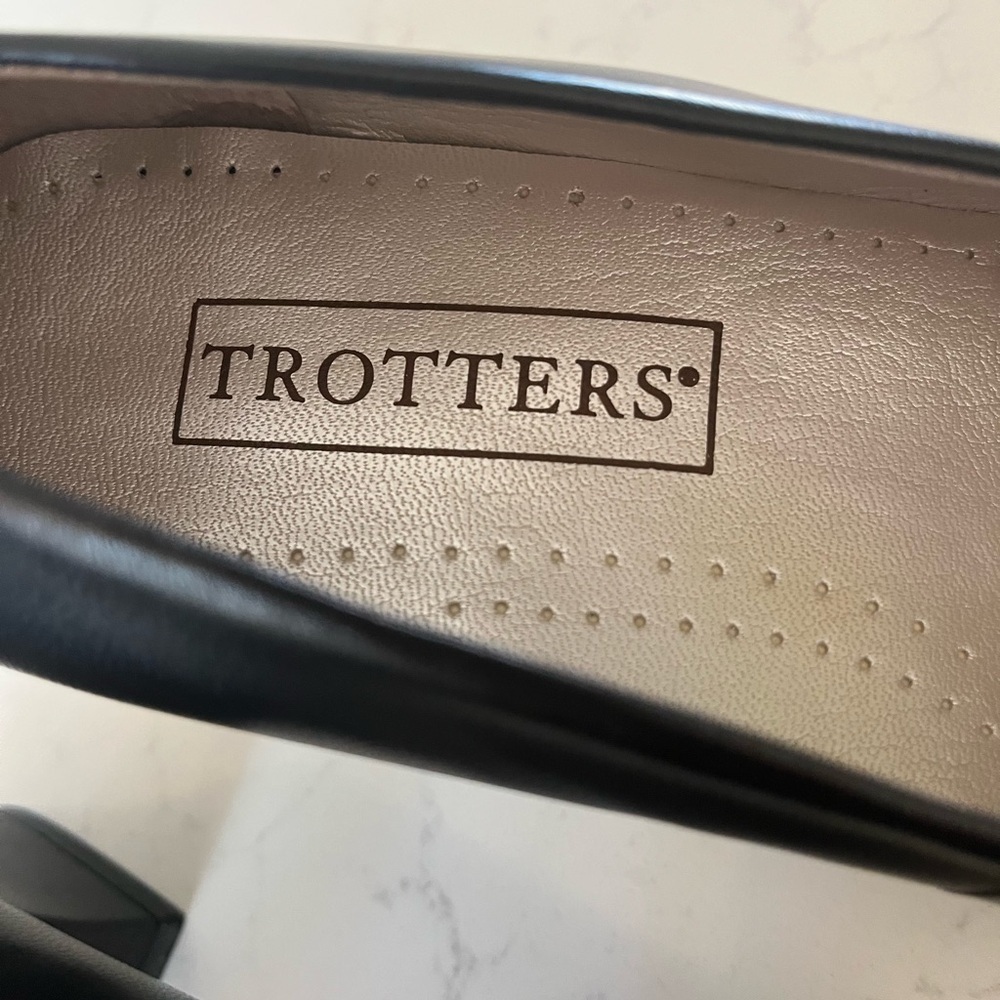 Trotters May Black Heels Size 9.5 N - Picture 6 of 7